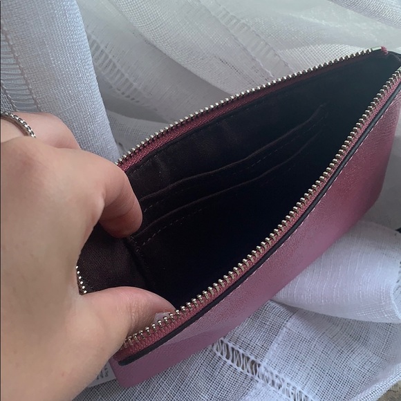 NWT COACH Leather Wristlet-Metallic Lilac- F21070 - Picture 2 of 4